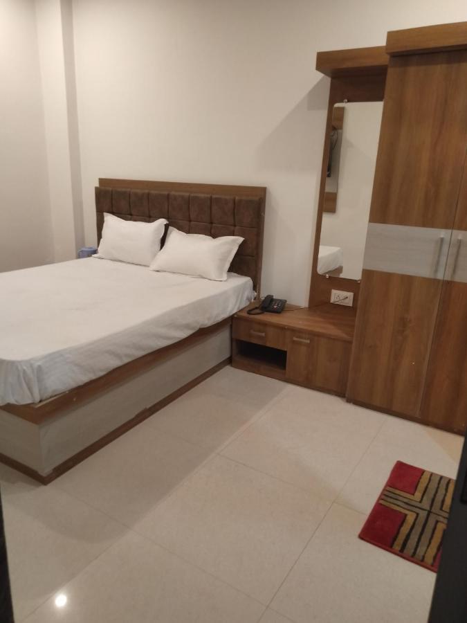 Rudraksha Guest House Varanasi Exterior photo